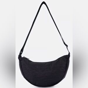 💜Champion Sling Bag 
EUC